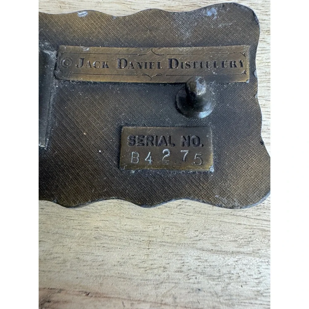 Jack Daniels Old No7 Whiskey Belt Buckle Serial B4275 Antique Brass Tone Scallop